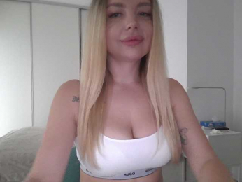 pinkpanther8899 webcam model stream image