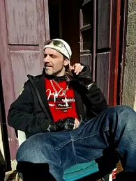 SwatRocShy webcam model stream image