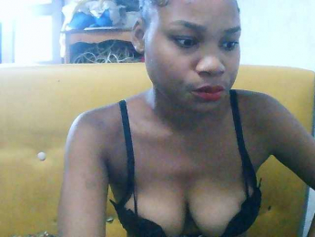 Missbloom webcam model stream image