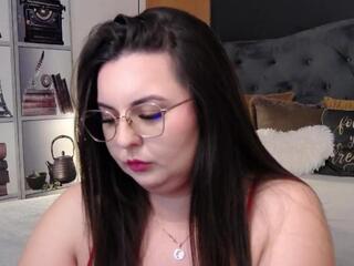 Mia Swano webcam model stream image