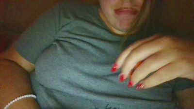 Barbznails webcam model stream image