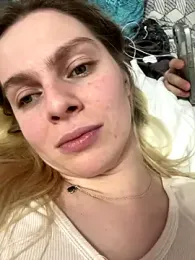 d0uble_trouble webcam model stream image