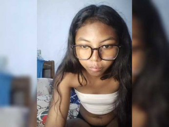 Cynthia22 webcam model stream image