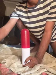 bottomssr webcam model stream image