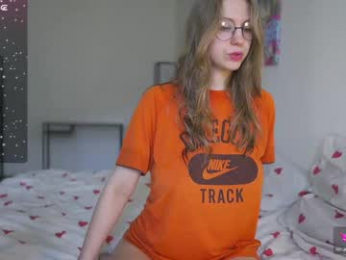 hotchillylovers webcam model stream image