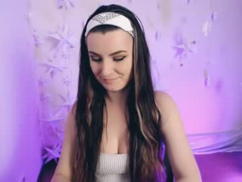too_beautiful webcam model stream image