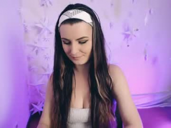 too_beautiful webcam model stream image