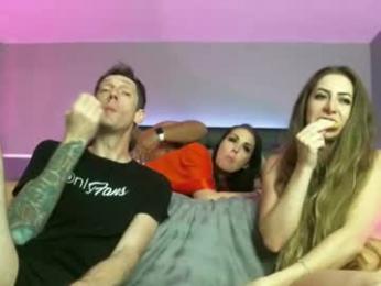 talltitsandtats webcam model stream image