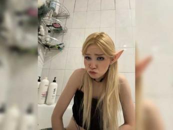 freakfarm webcam model stream image