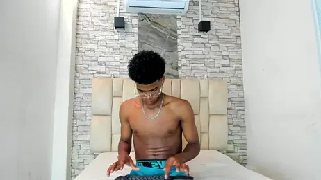 XAVI_LEE webcam model stream image