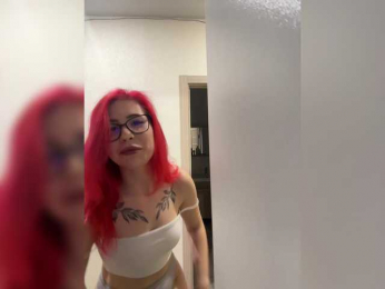 Aliisss webcam model stream image