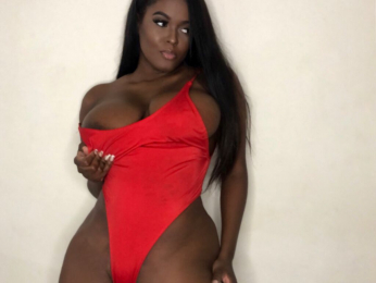 SaraHudsoon webcam livejasmin model stream image