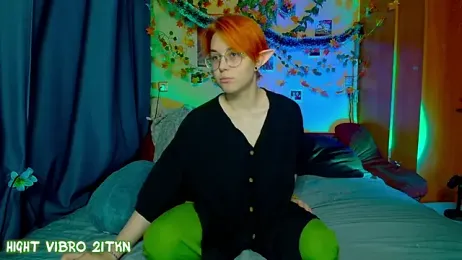 TrickyKitsune webcam model stream image