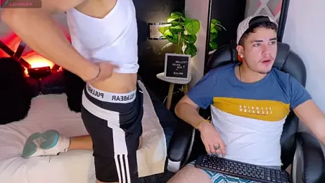 AlexAndAlbert webcam model stream image