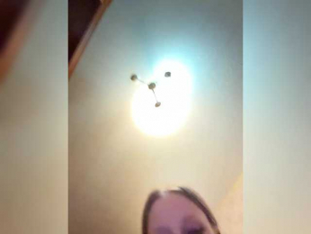 FLAUNDER18X webcam model stream image