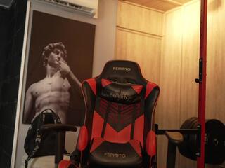 Thomass Collins webcam model stream image