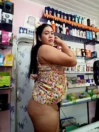 Miia_grand webcam model stream image