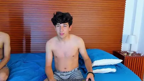 peakk_twiinns webcam stripchat model stream image