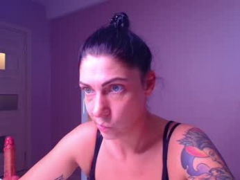 carrie_moonshine webcam model stream image