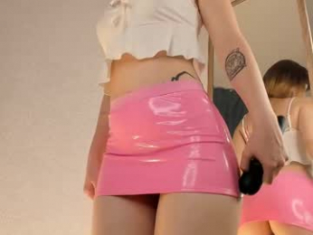 moirebaggs webcam model stream image