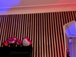 emily-starlight webcam model stream image
