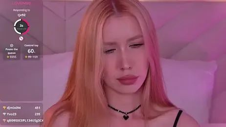VelvetHell webcam model stream image