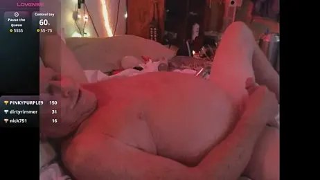 Pussyeat2please webcam model stream image