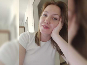 Lizabn webcam model stream image