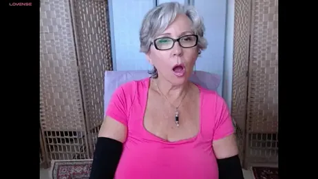 petradaniels webcam model stream image