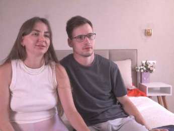 PashaAndMila webcam bongacams model stream image