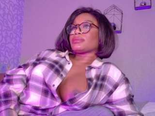 mariieprice webcam model stream image