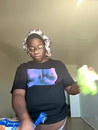 CreamedUpCutie webcam model stream image