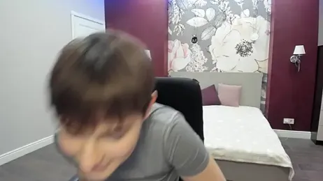 EmiliaYours webcam stripchat model stream image