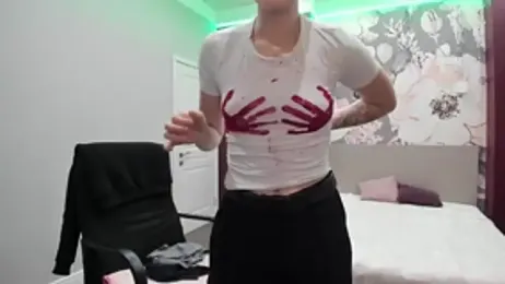 EmiliaYours webcam model stream image