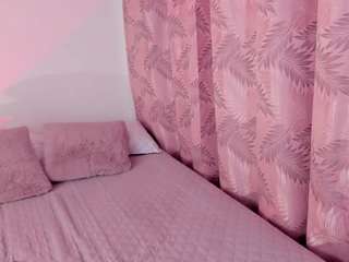 riley-bensongh webcam model stream image
