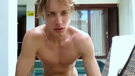 Cryptikov webcam model stream image