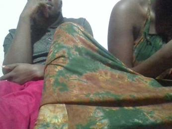 Spiceycouple webcam bongacams model stream image