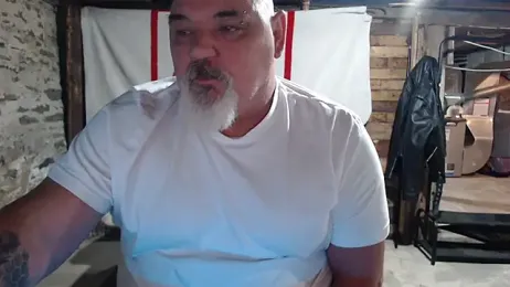 Newfiesausage1972 webcam model stream image