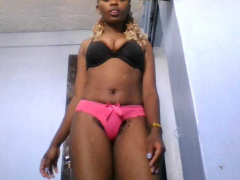 Hornygal2 webcam model stream image