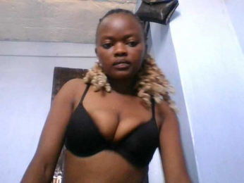 Hornygal2 webcam model stream image