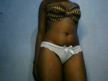 Hornygal2 webcam model stream image