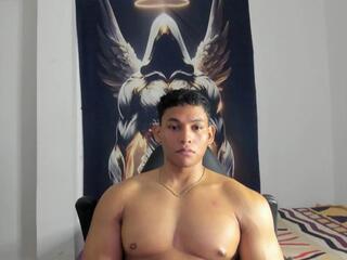 Karl Mendez webcam model stream image
