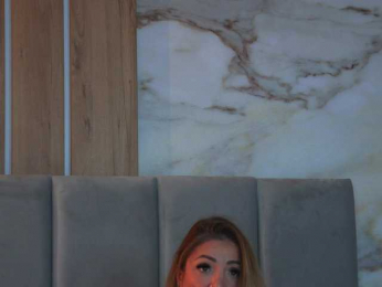 Izabelle02 webcam model stream image