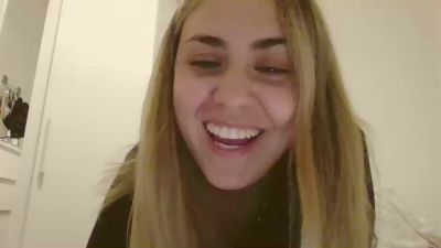 susixxx4u webcam cam4 model stream image