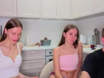 ihavepaws33 webcam model stream image