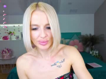 soft_cutie webcam model stream image