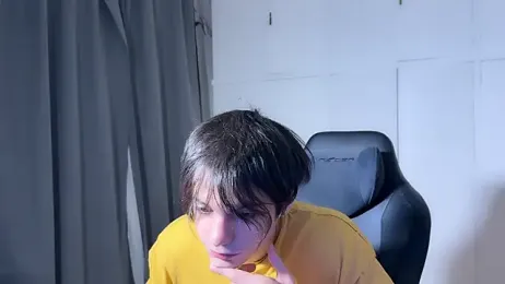 SasukeUhchiaa webcam stripchat model stream image