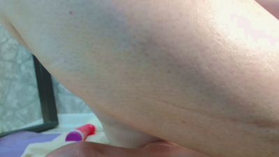 AlidaAlida2 webcam model stream image