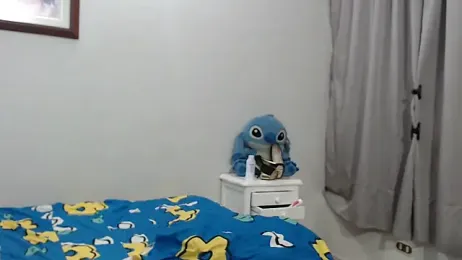 SaraStoneCute webcam model stream image