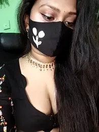 Idhika-Paul webcam stripchat model stream image